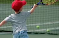A que edad un niño debe comenzar a jugar tenis