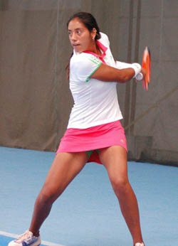Seguel eliminada singles y triunfadora en dobles de Túnez