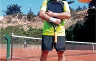 Instructor quisqueño trabaja incansablemente para formar nuevas promesas del tenis